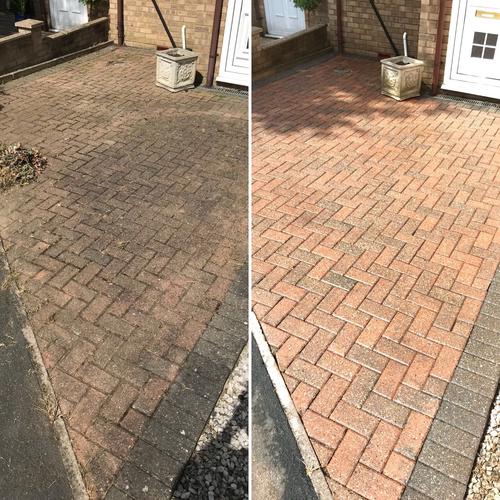 Before and after picture of softwashing